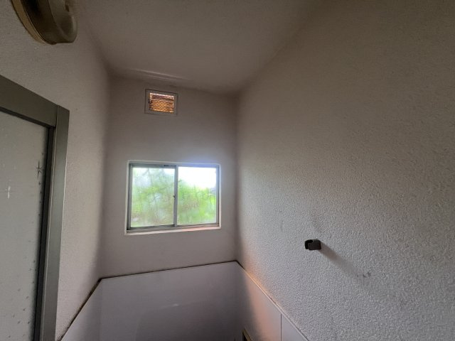 西岡戸建ての浴室