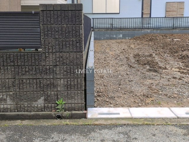 越谷市大字下間久里 新築分譲住宅