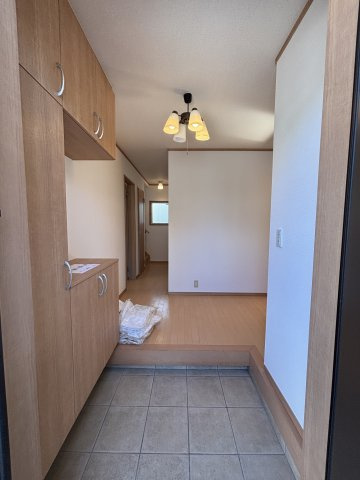 土樋１丁目貸家の玄関