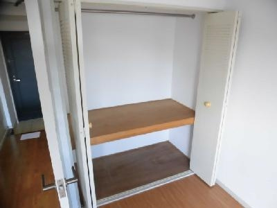 ライオンズマンション四条烏丸の収納|クローゼット
