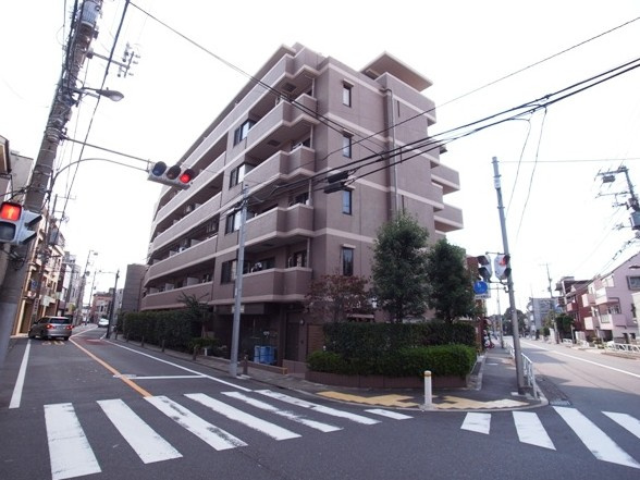 コスモ目黒パルティエの外観