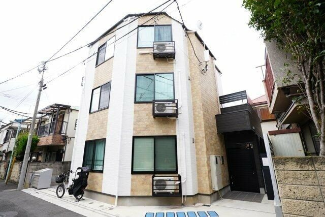 Ｔ’ｓ　Ｃｕｏｒｅ　ＭＵＳＥ東長崎の外観