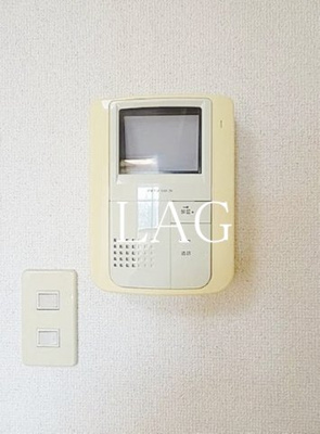 【セキュリティ】 | ドゥー・パラダイム | モニター付きインターホンです。