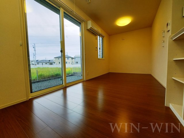 HIBARIの居間・リビング|イメージ（同建物内別部屋の写真です）