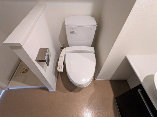 リュクス千歳船橋のトイレ