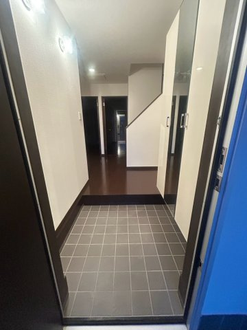 貸家　西宮市大屋町の玄関