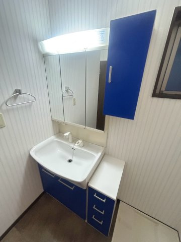 貸家　西宮市大屋町の洗面所