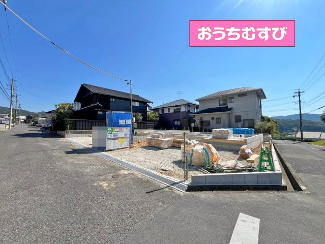 春日井市押沢台4丁目(全2棟)の前面道路含む現地写真