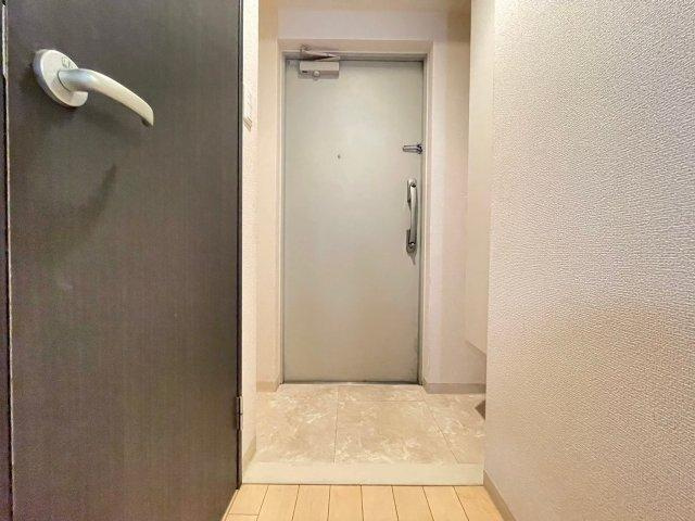 コージーコートの玄関