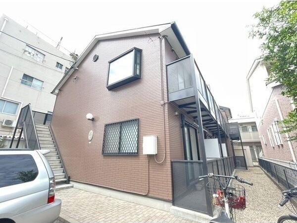 アンプルール リーブル ルミエールの外観