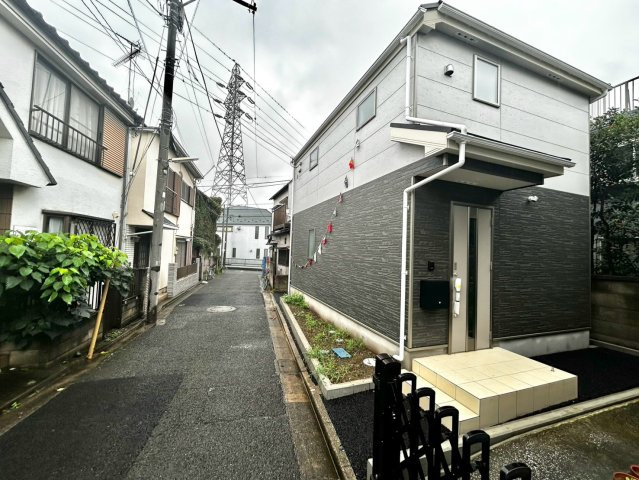 練馬区大泉学園町2丁目　新築戸建の区画図|間取り図

現地ご見学希望・資料請求などお気軽にお問い合わせ下さい！
03-5990-5201