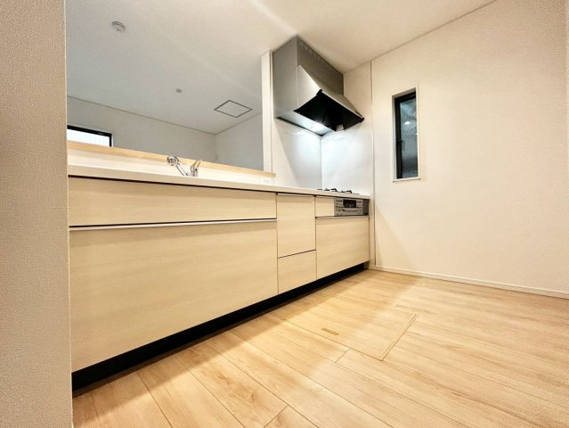 練馬区大泉学園町2丁目　新築戸建のキッチン|2026.09.07撮影

現地ご見学希望・資料請求などお気軽にお問い合わせ下さい！
03-5990-5201