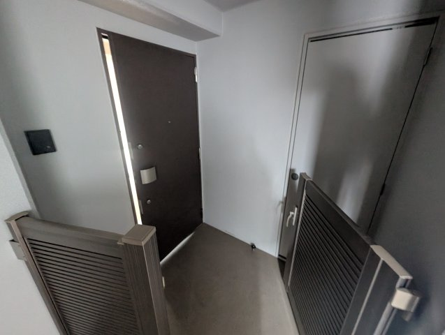 イーストコア新大阪の玄関