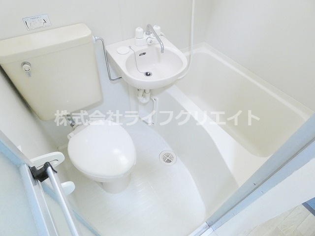 土方マンションの浴室