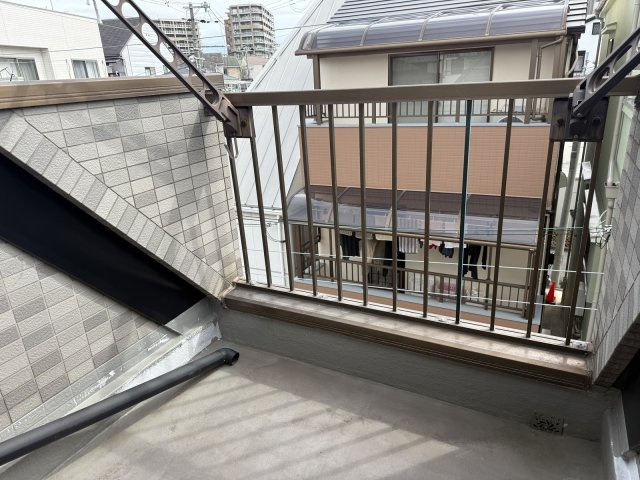 豊中市夕日丘二丁目戸建のバルコニー|３階バルコニー！