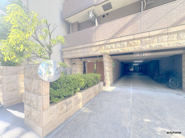 グランテージ感彩　仲介手数料無料のエントランス