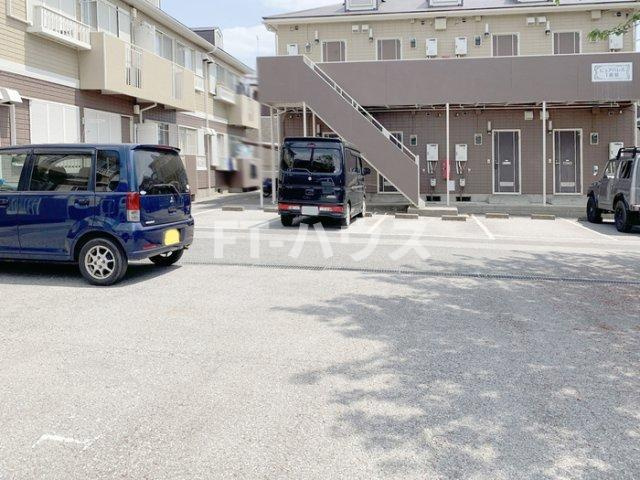 ピュアパレス 壱番館の駐車場|駐車場