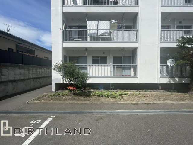 勤住桑野マンションAの外観