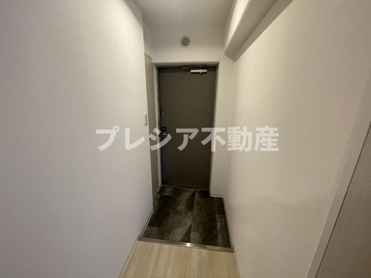 io甲子園１番館の玄関