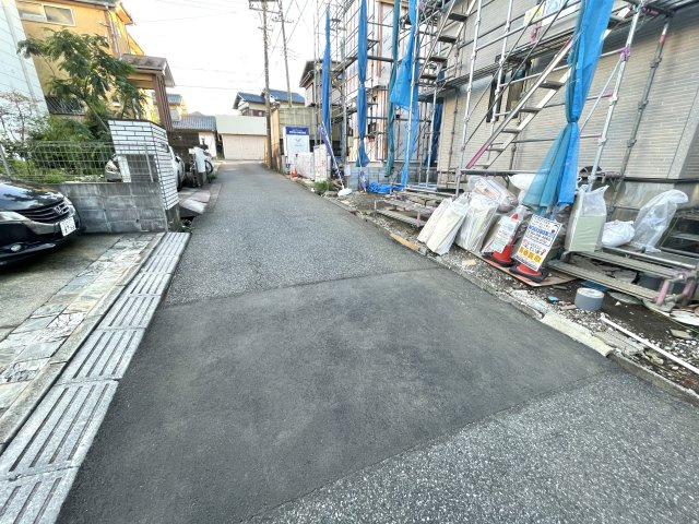 グラファーレ八千代市八千代台北１７丁目３５期の前面道路含む現地写真|10/1撮影