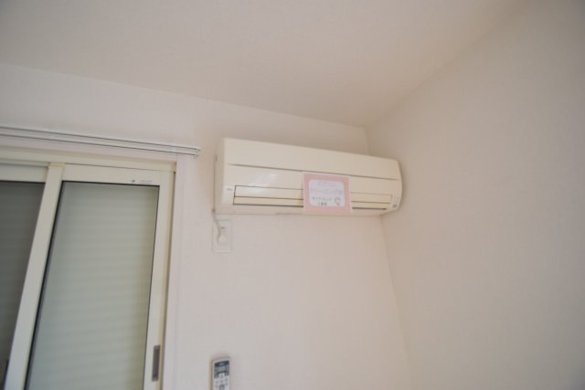 ロイヤルヒルズＫの内装|エアコン付