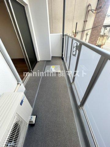 大阪市此花区梅香１丁目の賃貸マンションのバルコニー