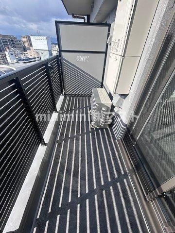 大阪市此花区西九条１丁目の賃貸マンションのバルコニー