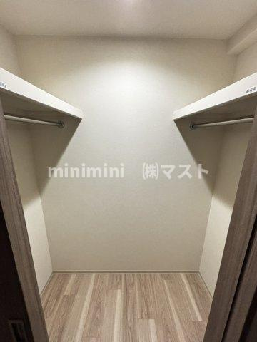 大阪市此花区春日出南３丁目の賃貸マンションの収納