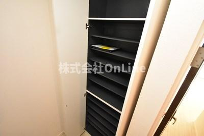 八尾市南本町６丁目のアパートの収納