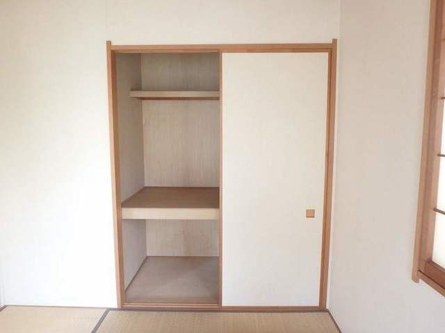 松葉H邸の収納