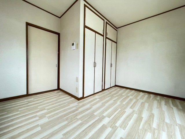 グリーンヒル青山の居間・リビング