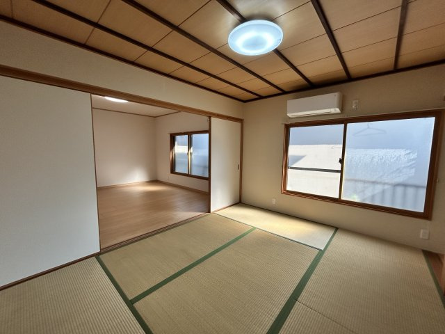 別所町朝日ヶ丘戸建の和室