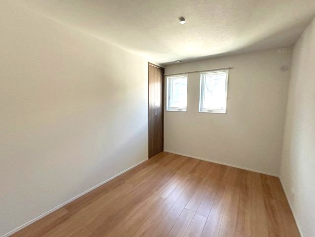 中古戸建　千曲市大字屋代の洋室