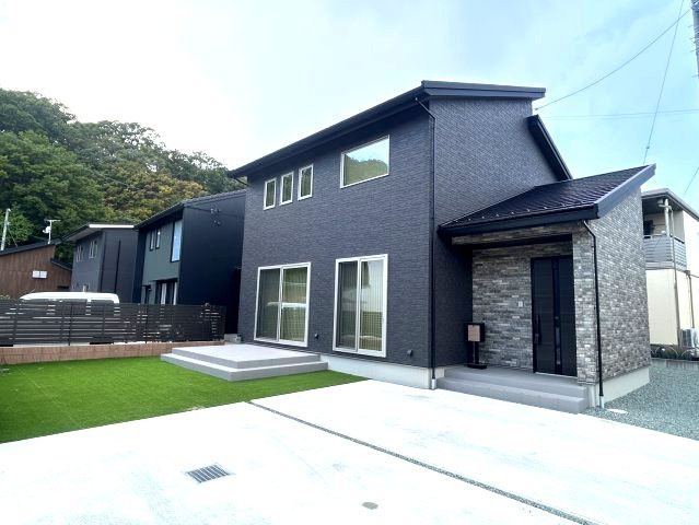 中古戸建　千曲市大字屋代の外観