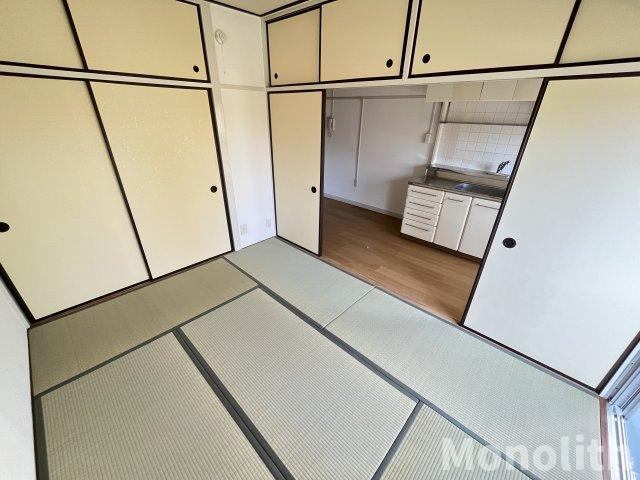 泉北茶山台２丁３番１号棟の和室