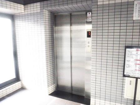 日神パレステージ本駒込のロビー