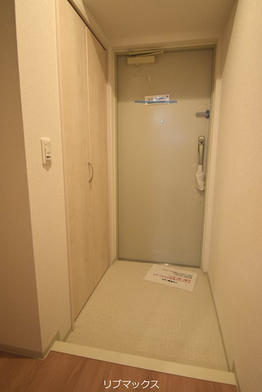 【玄関】