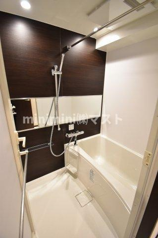 大阪市中央区大手通２丁目の賃貸マンションの浴室
