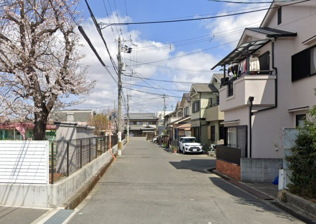 リーブ平田の周辺