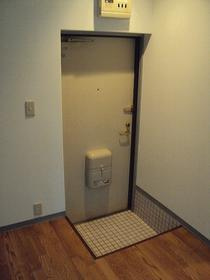 神戸市中央区坂口通１丁目の賃貸マンションの玄関