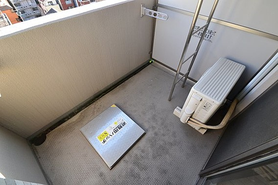神戸市中央区生田町１丁目の賃貸マンションのバルコニー