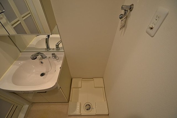 神戸市中央区生田町１丁目の賃貸マンションの洗面所