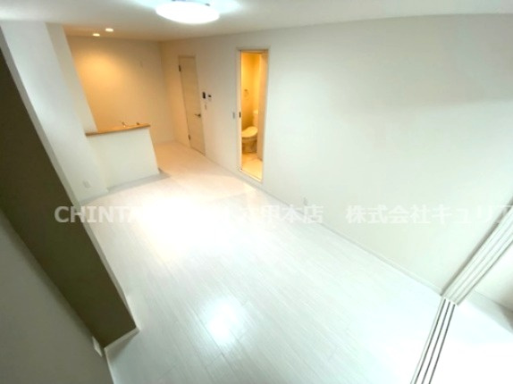 神戸市灘区篠原中町４丁目の賃貸マンションの居間・リビング