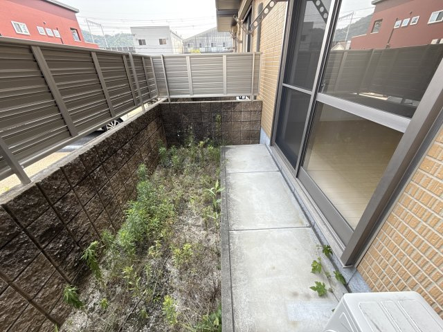 メゾンセレッソの庭