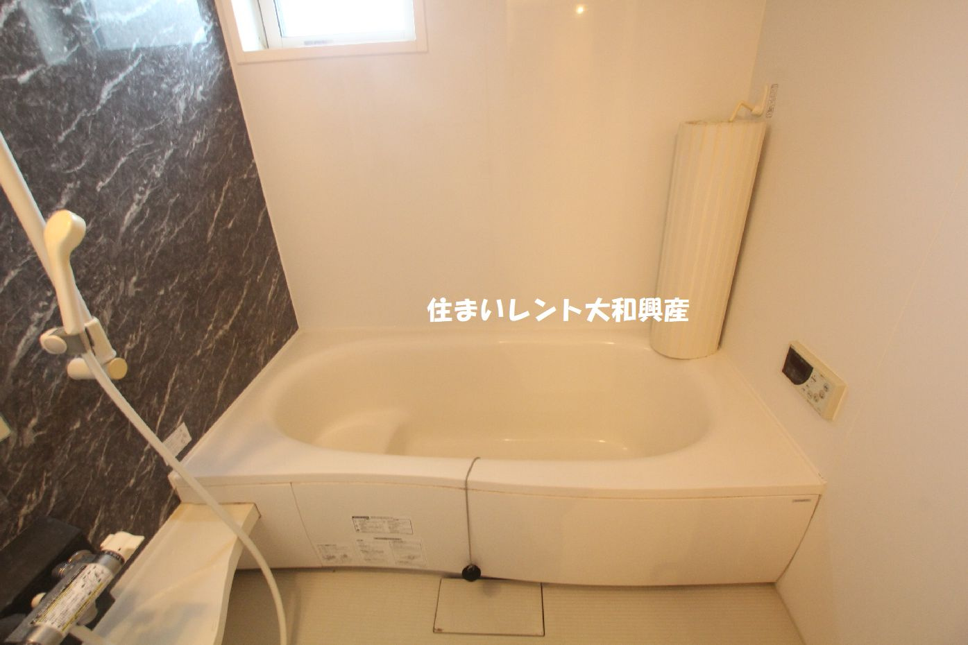 メゾンドソレーユHiguchiの浴室