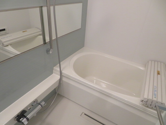 姫路市苫編の賃貸マンションの浴室