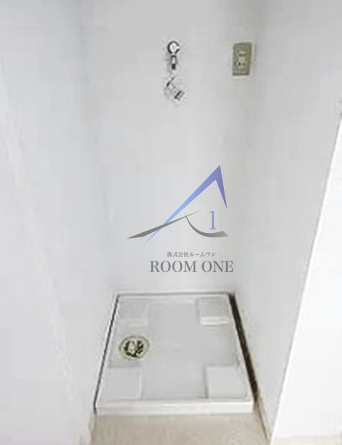 石井マンションの設備|洗濯機置場です。