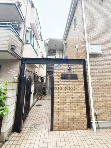 グランディール西小山のエントランス|エントランスです。