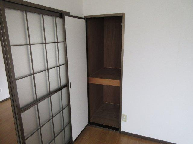 ロイヤル小林の収納