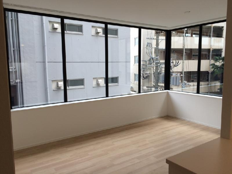 大阪市北区万歳町のマンションの居間・リビング
